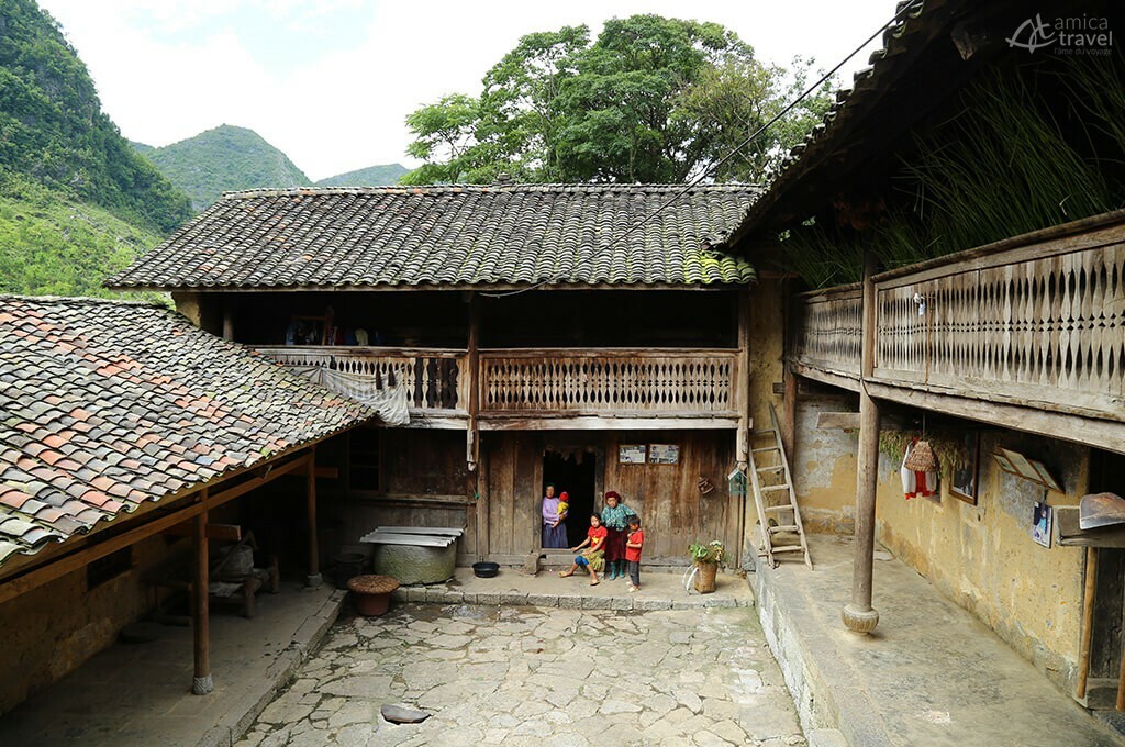Palais du roi Hmong à Dong Van palais roi hmong ha giang vietnam