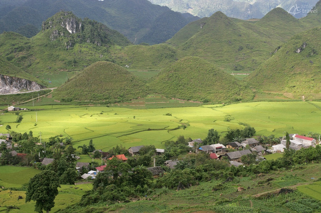 Paysage de karst de Dong Van paysage karst dong van