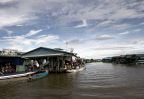 maison flottante riviere stung sen