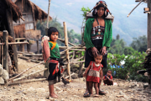 ethnies montagnes nord Laos