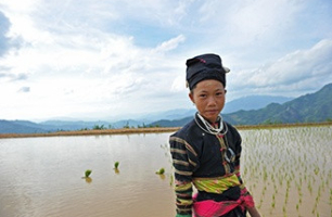 femme lolo noir cao bang vietnam
