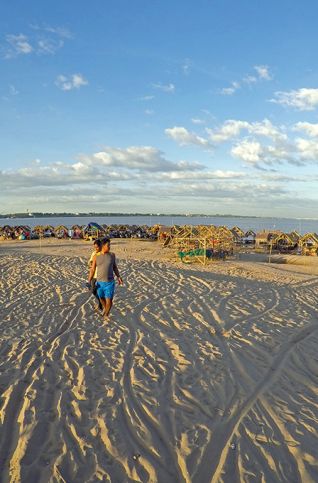 plage ile durant saison seche