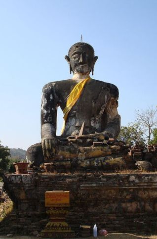 Statue Plaine des jarres Laos