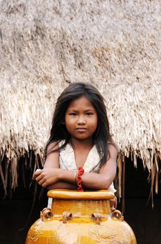 Enfant Jarai Ratanakiri Cambodge