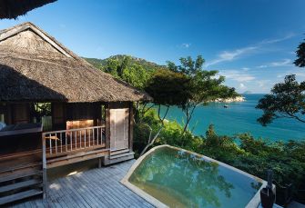 villa sur colline baie ninh van