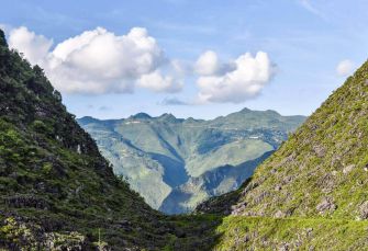 reliefs karstiques cao bang