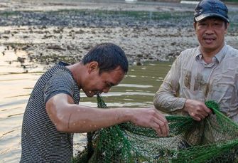 pecheur tam coc ninh binh vietnam