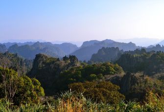 Paysage montagneux Khammouane Laos