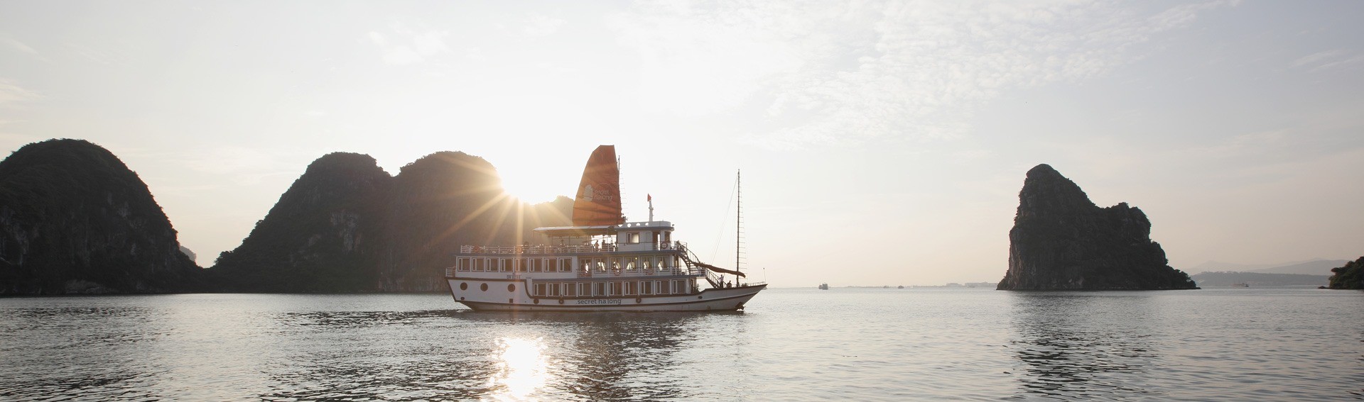 Croisière dans la baie d'Along