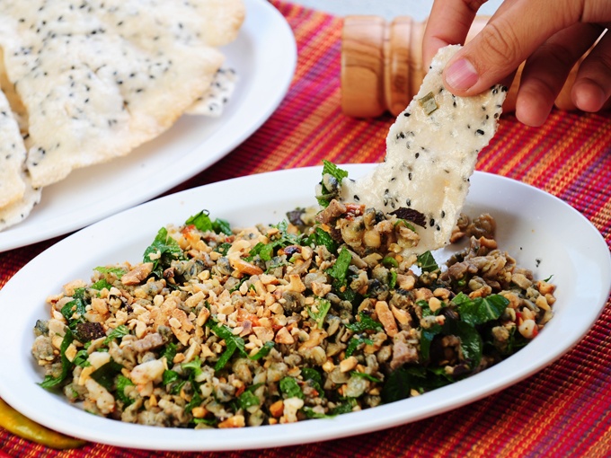 com hen plat populaire hue