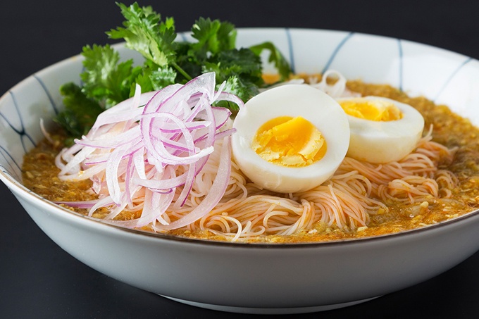 soupe mohinga birmane