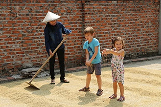enfants vietnam voyage riz