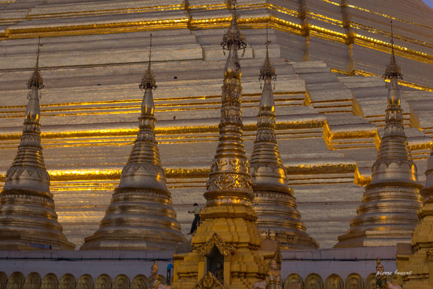 Pagode Shwedagon à Yangon