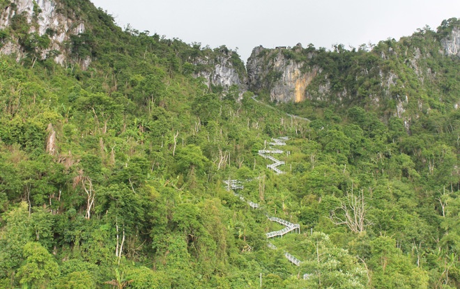 ascension phu pha thi laos