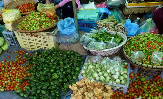 Dans un marché authentique de la région