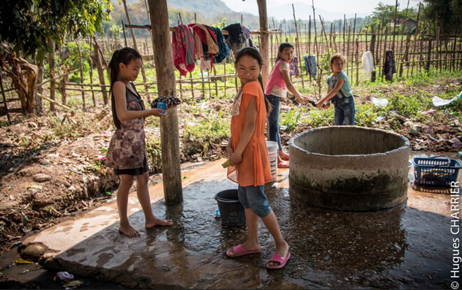 Immersion dans la vie quotidienne de la population