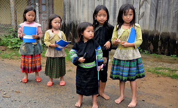 Les outils scolaires sont appréciés par des enfants 