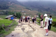 témoignage de voyage au vietnam: groupe de M. Busquin