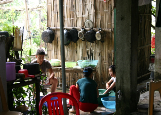 Immersion chez habitants de toute la famille 