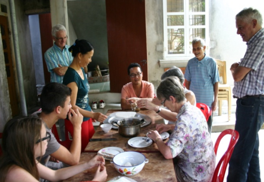 Préparation du repas chez Monsieur Thanh 