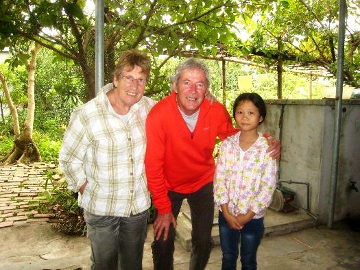 F1311020_Beau rencontre avec les habitants