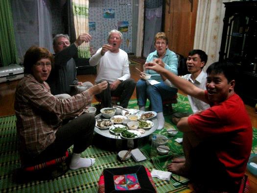 F1311020_Repas chez l'habitant