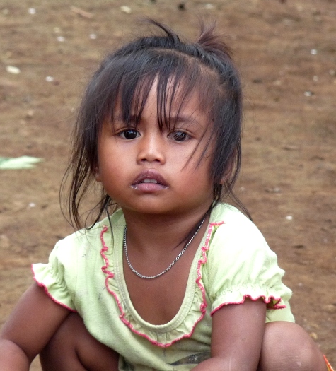 Rencontre par hasard avec une petite laosienne
