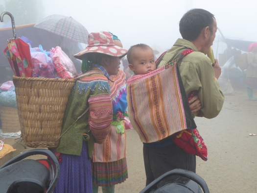 Marché ethnique Sin Cheng à Bac Ha 