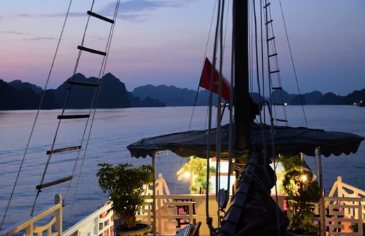 Croisière en Baie d’Along