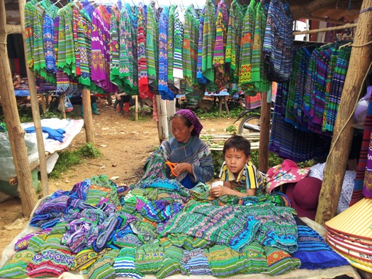 marché ethnique, bac ha, hmong fleur
