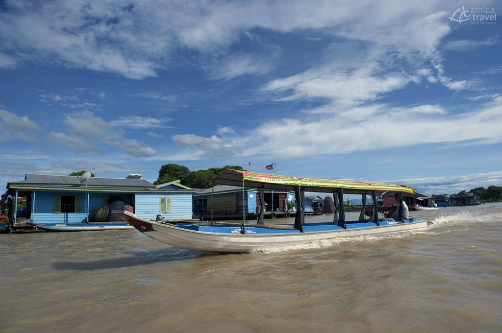 Balade en bateau sur la rivière Stung Sen balade en bateau riviere stung sen