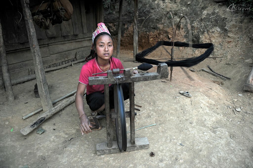 tissage femme luma Laos