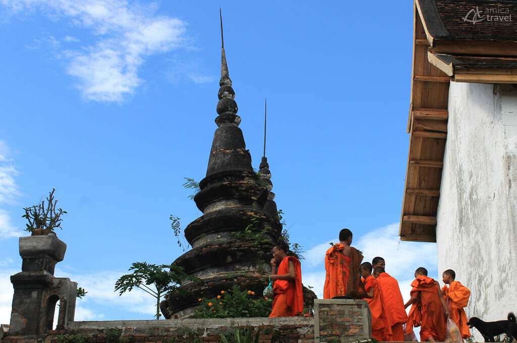 Moines du temple Vat Chomphet Moines temple Vat Chomphet