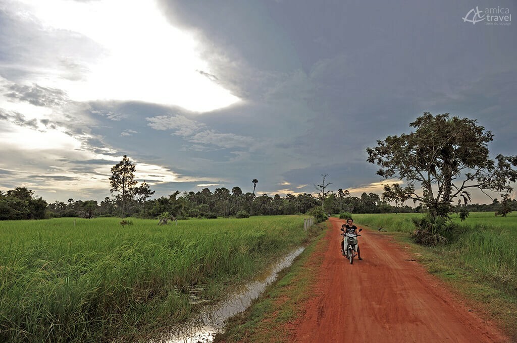chemin Angkor Cambodge