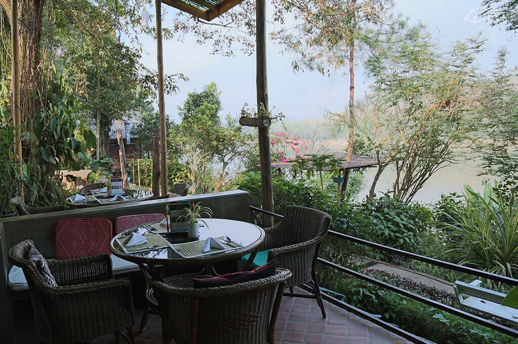 Le restaurant offre une vue imprenable sur le Mékong -