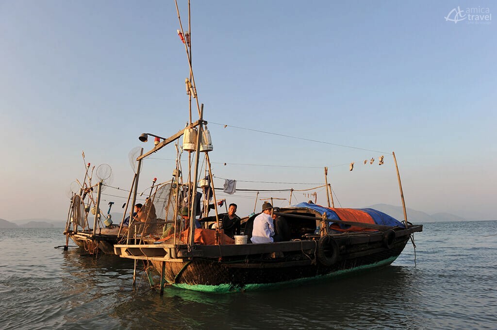pêche baie d'Halong