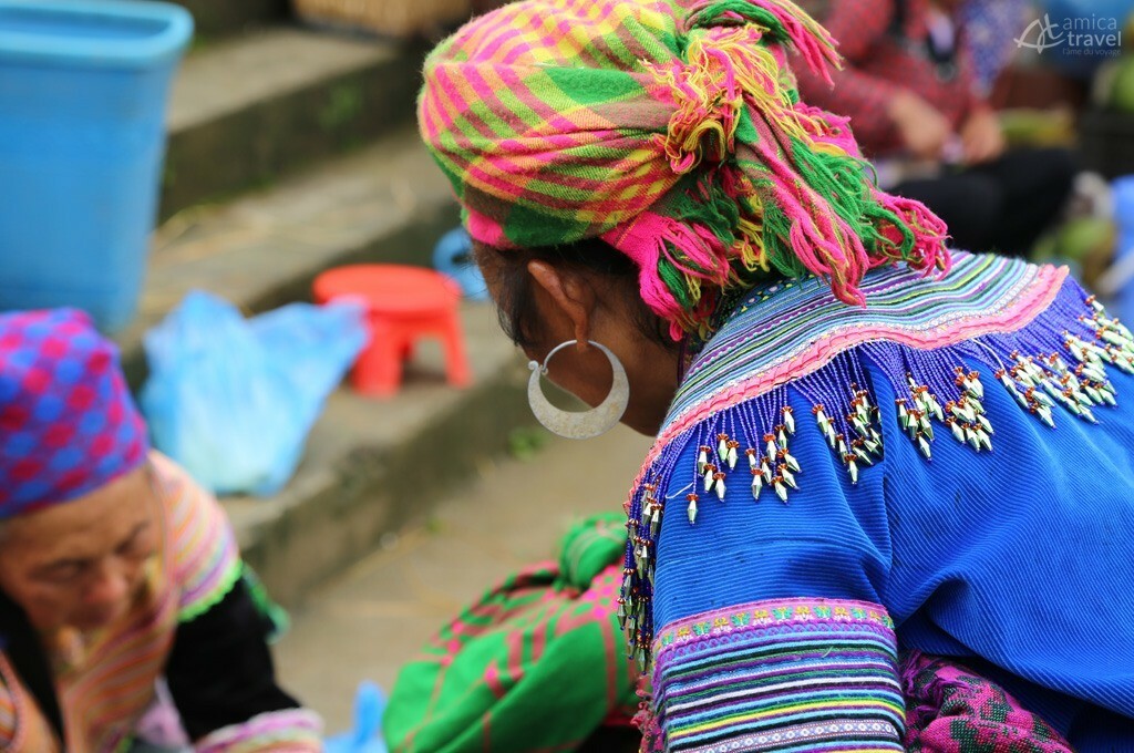 vendeuse marche ethnique bac ha vietnam
