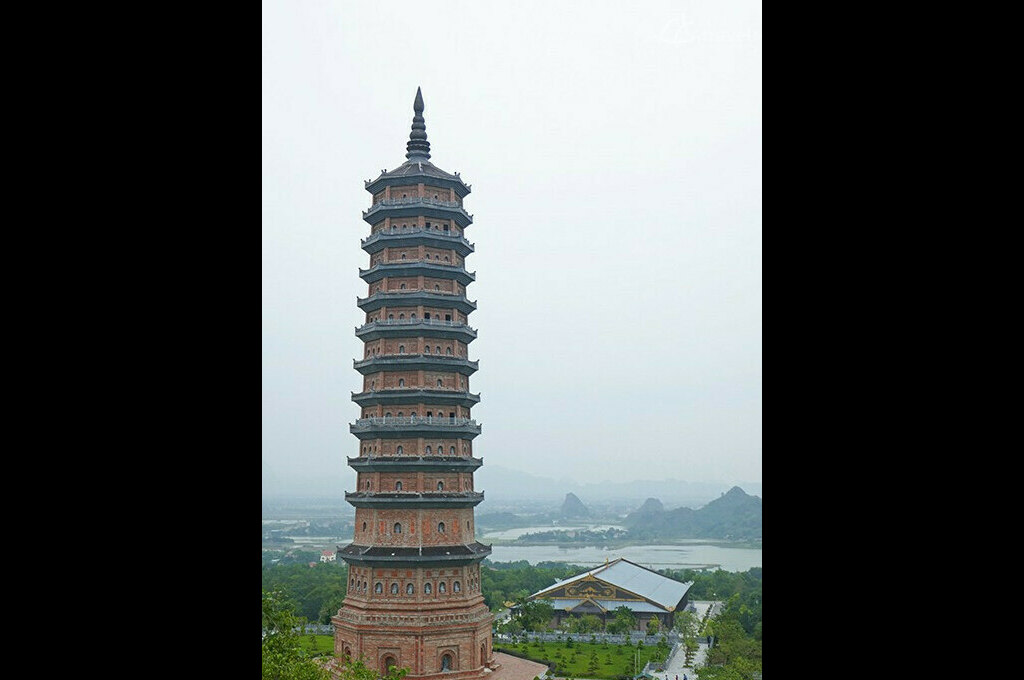 L'immense pagode Bai Dinh pagode bai Ddnh