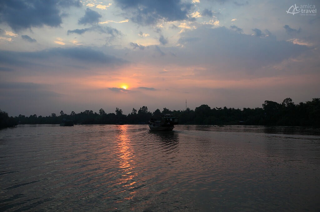 Coucher du soleil sur le Mékong Vietnam