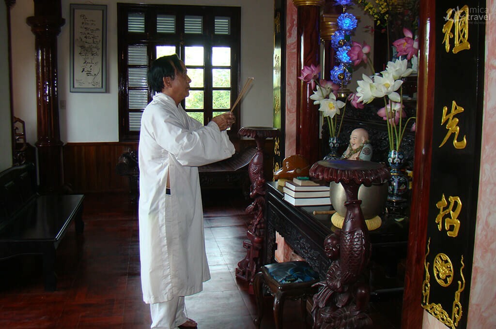 immersion chez m nguyen village kim long hue vietnam