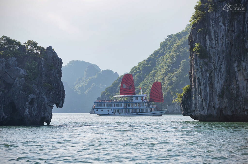 croisière dans la baie d'Halong