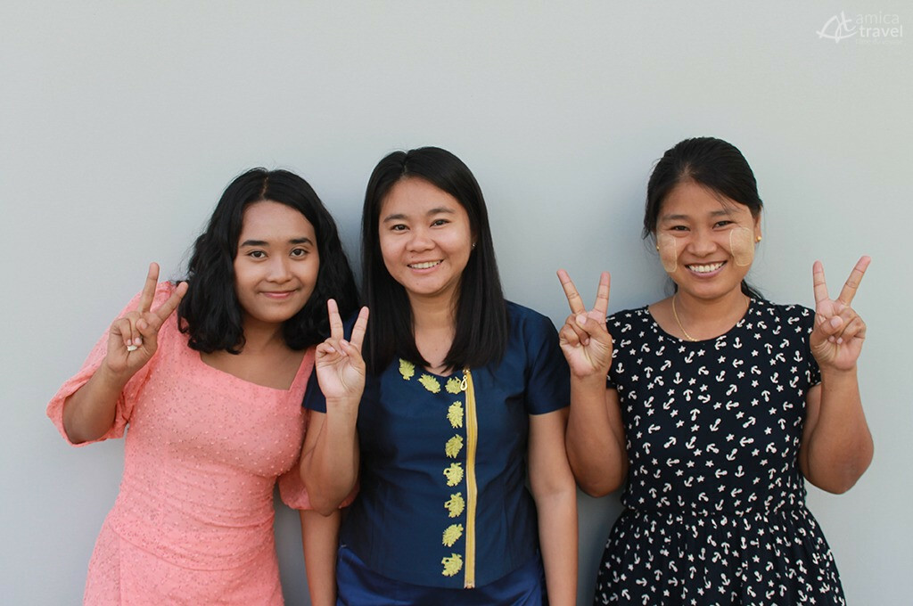 Photo de l'équipe du bureau birman equipe personnel bureau birmanie