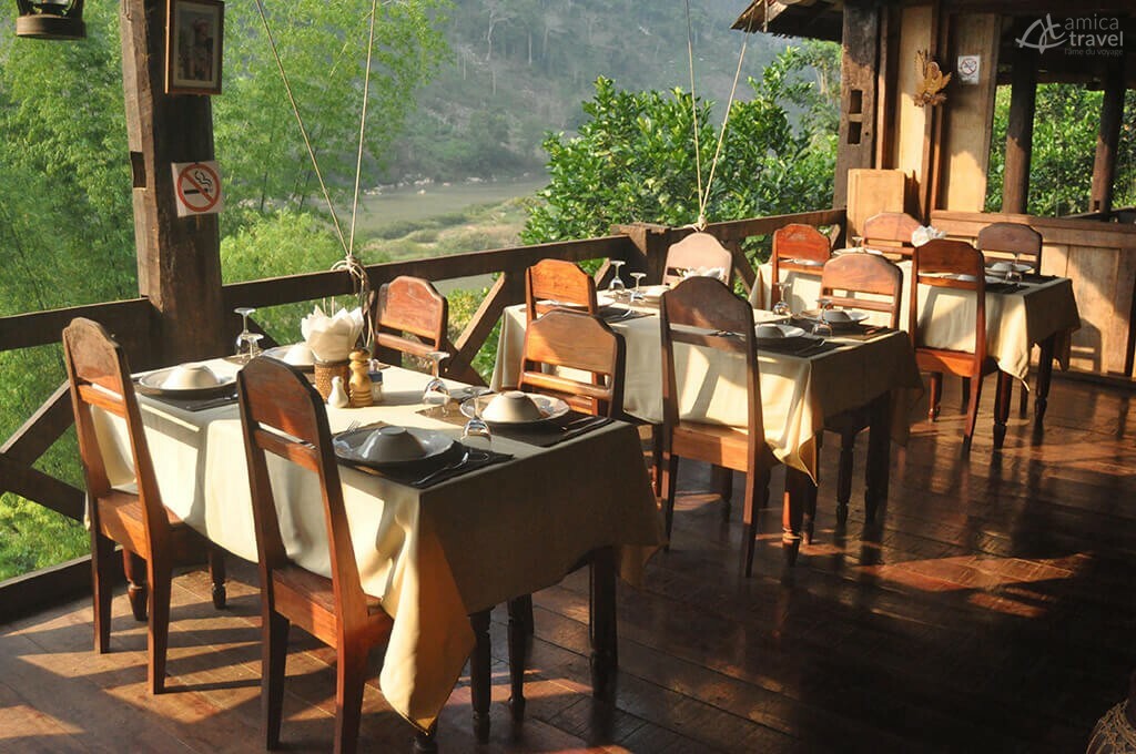 Restaurant du Nong Khiaw Riverside lodge restaurant Nong Khiaw Riverside Laos