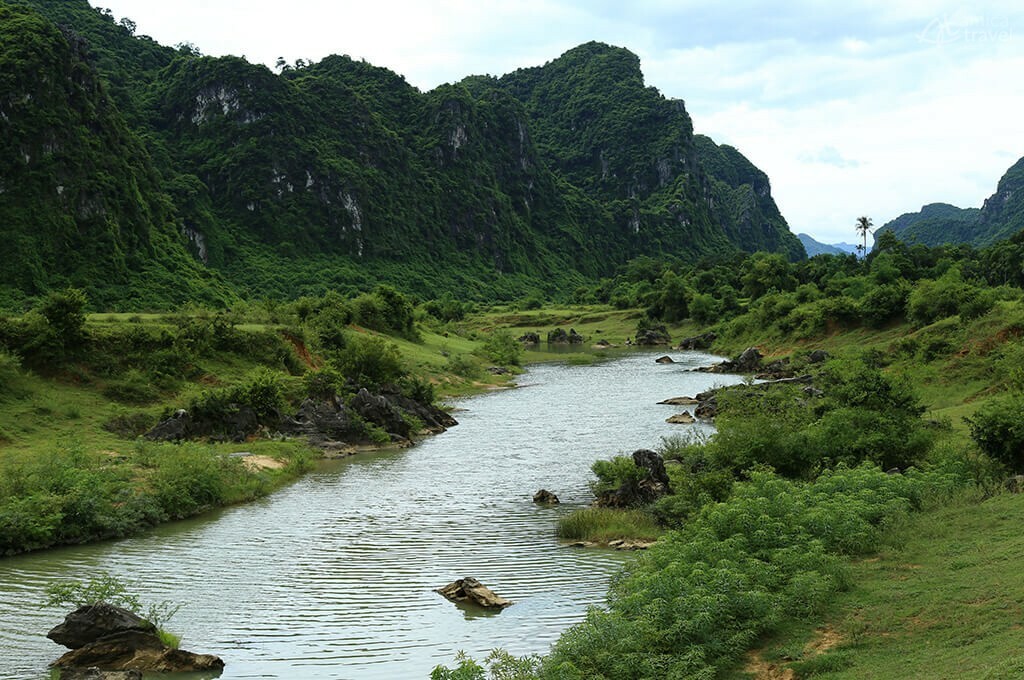 Rivière au coeur du parc national de Phong Nha Ke Bang parc national phong nha ke bang