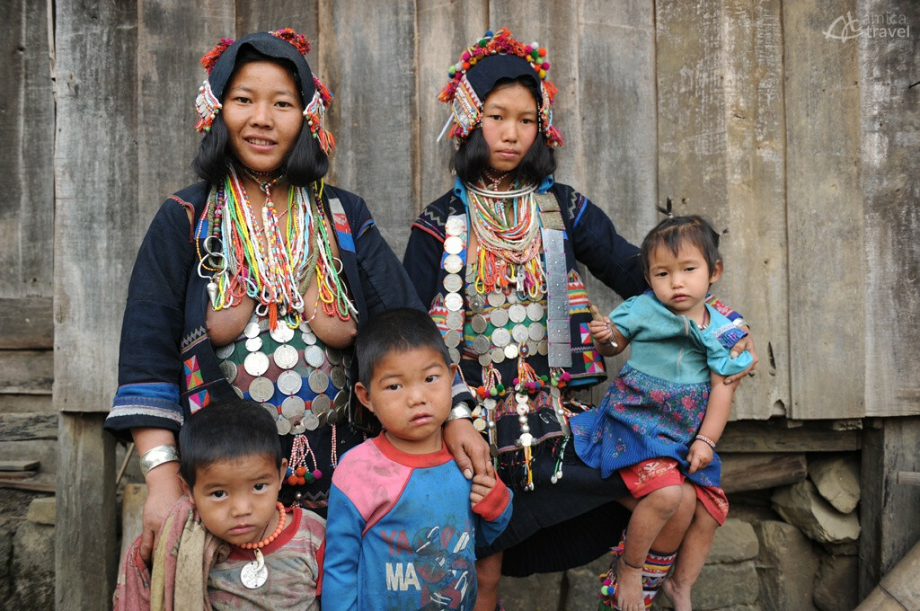 deux femmes opas et enfants