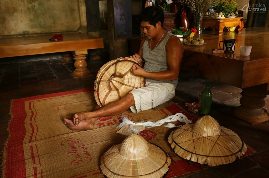 chapeau feuilles lataniers village uoc le hanoi