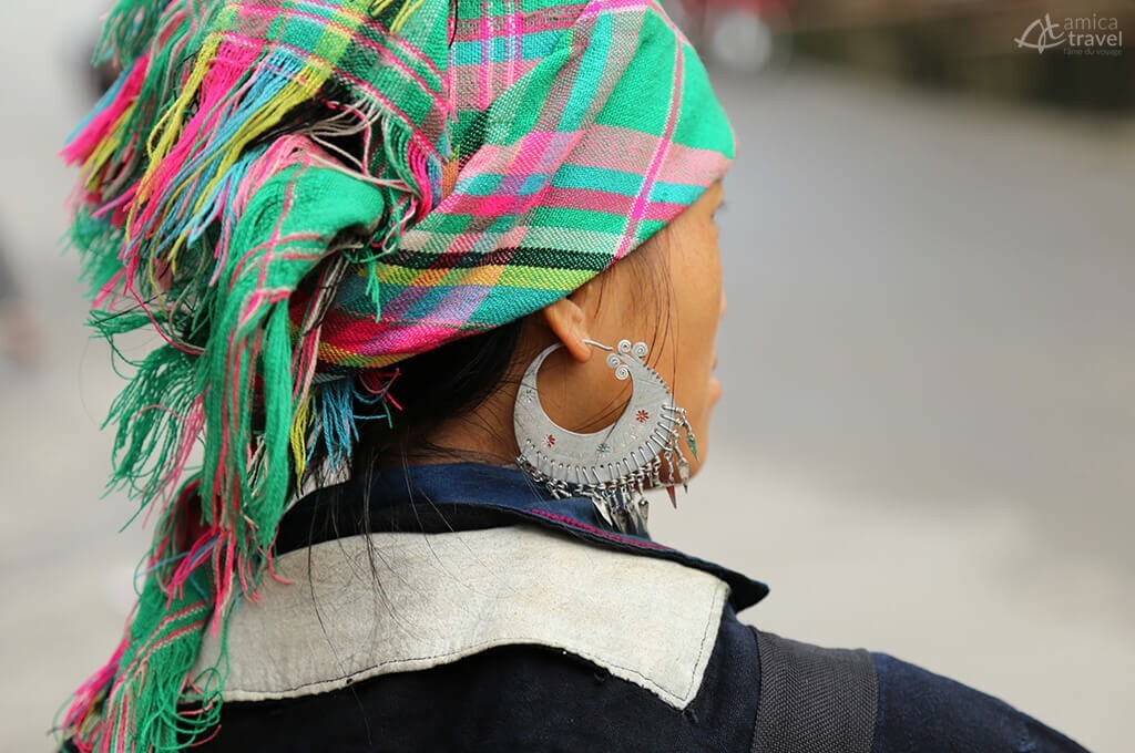 Femme Hmong, Sapa hmong sapa