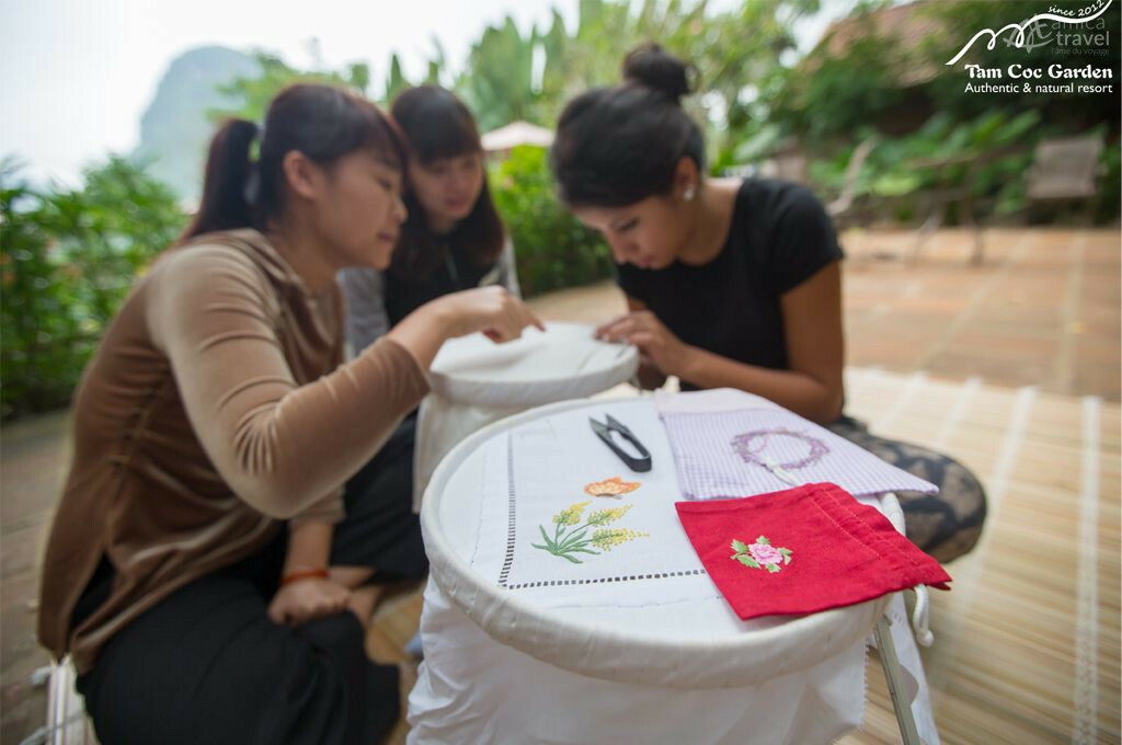 Cours de broderie traditionnelle cours de broderie traditionnelle tam coc garden