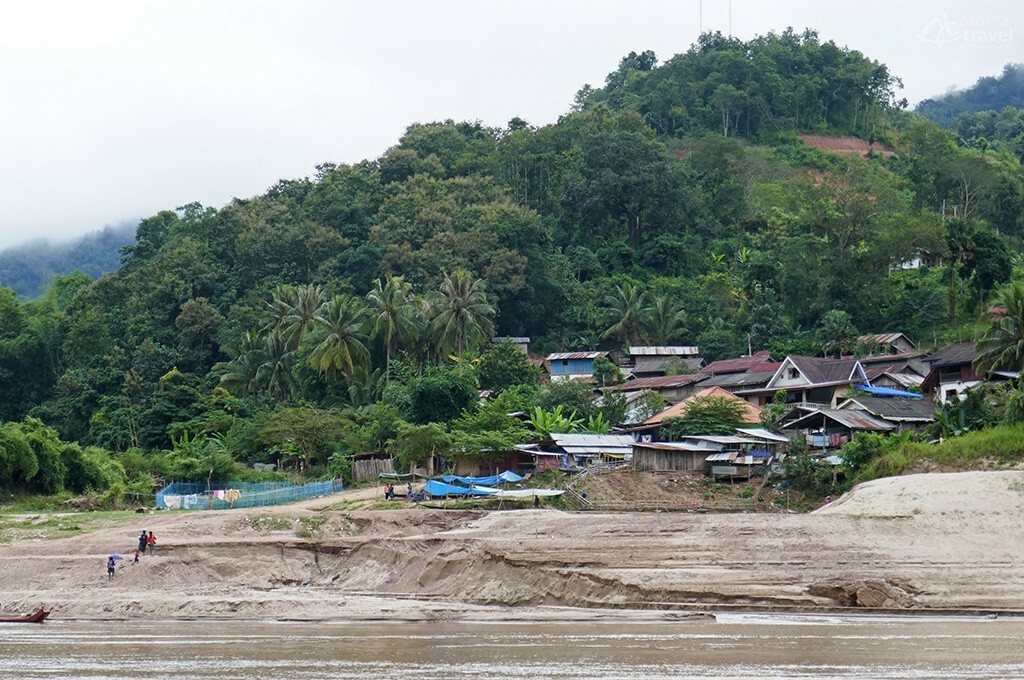 Le bourg de Pakbeng bourg de pakbeng