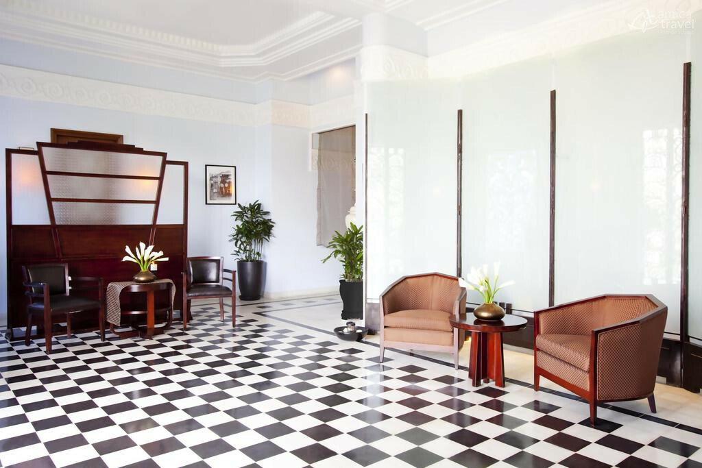 hall Azerai Residence Hue